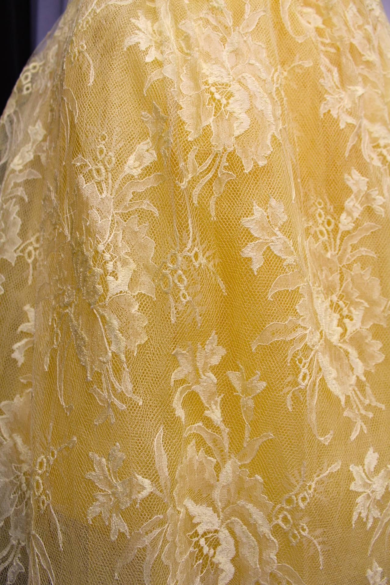 Women's 1950s Jeanne Lanvin by Castillo Yellow Lace and Tulle Ball Dress For Sale
