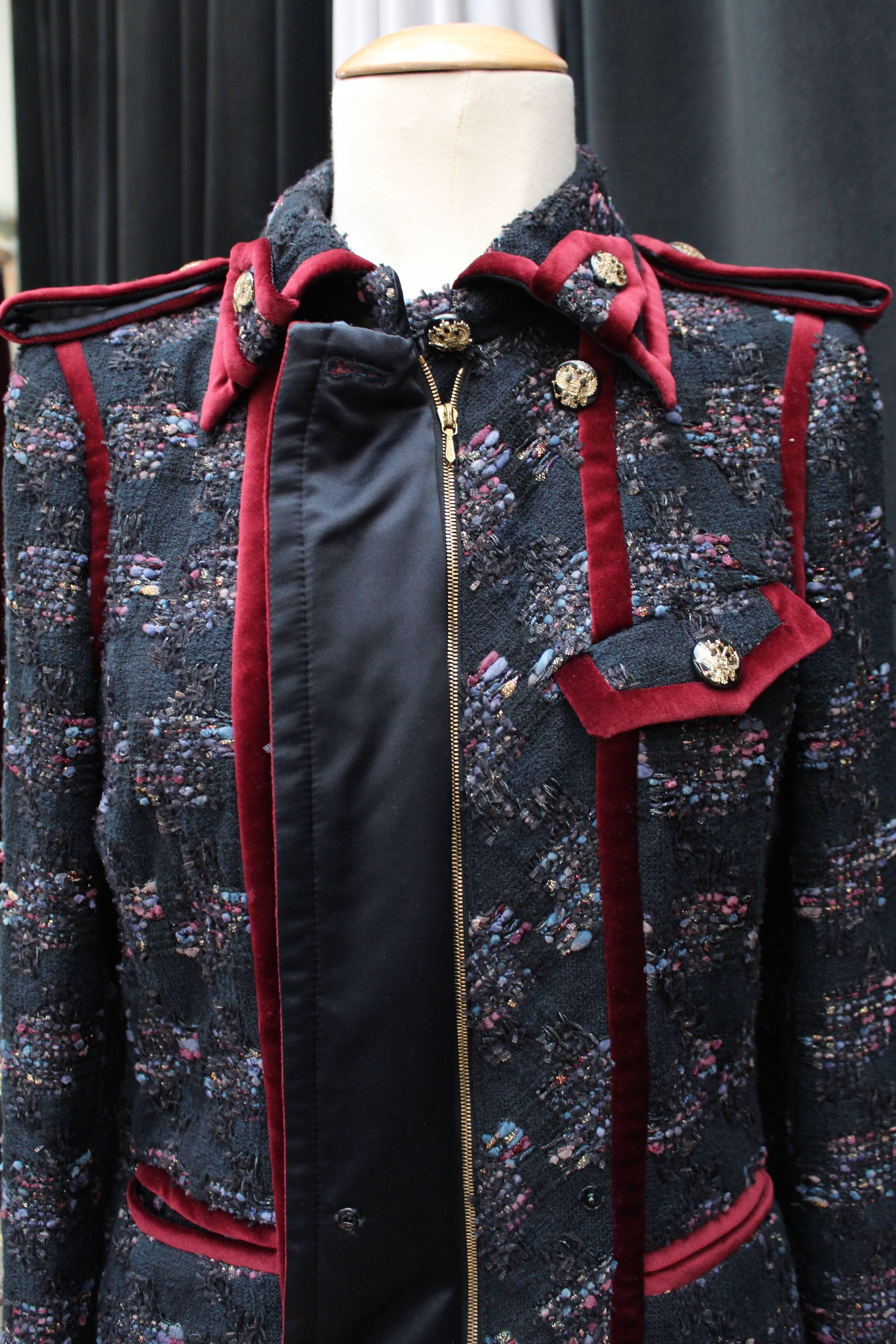 Pre-Fall 2009 Chanel Jacket in Black and Burgundy Tweed 5