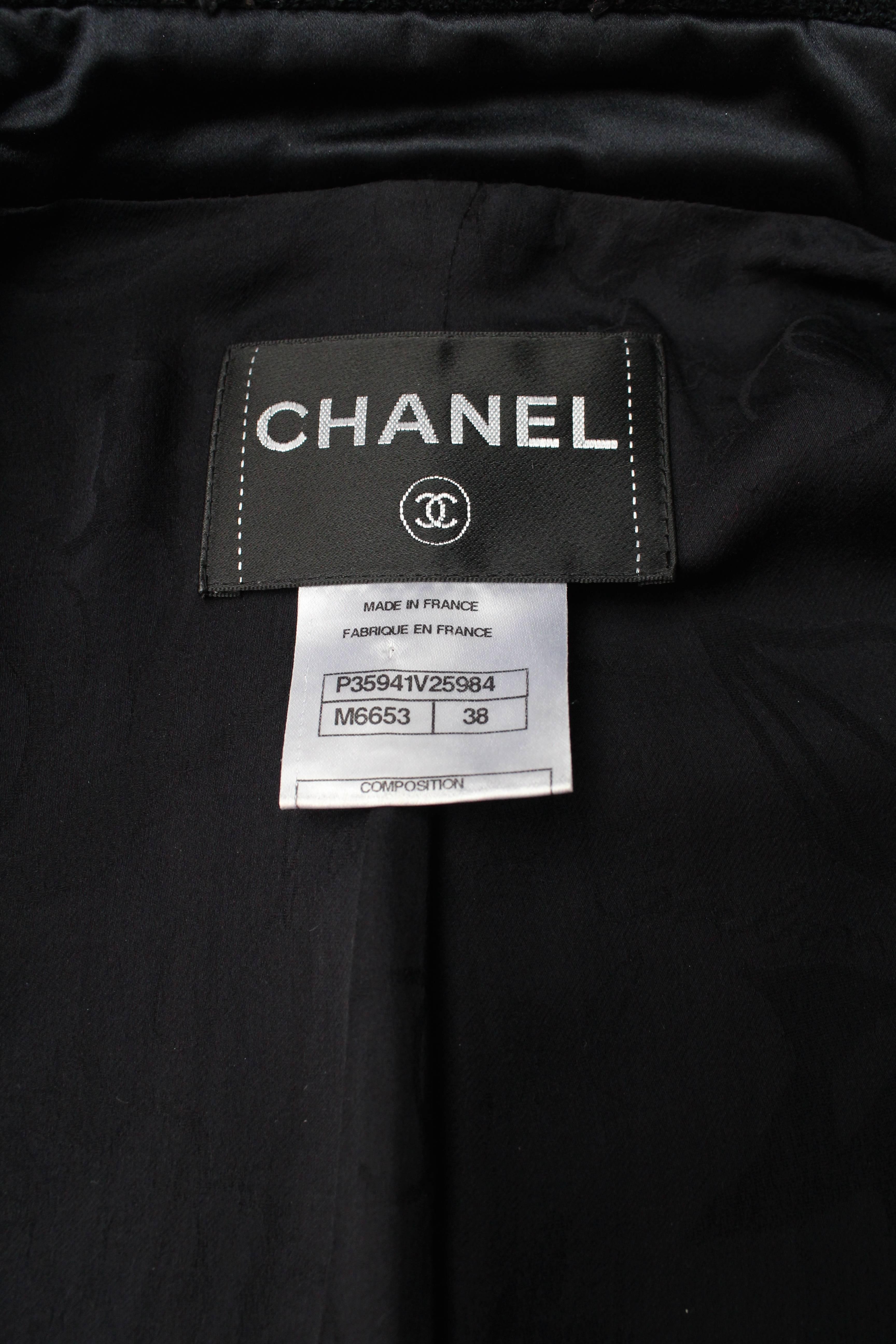 Pre-Fall 2009 Chanel Jacket in Black and Burgundy Tweed 6