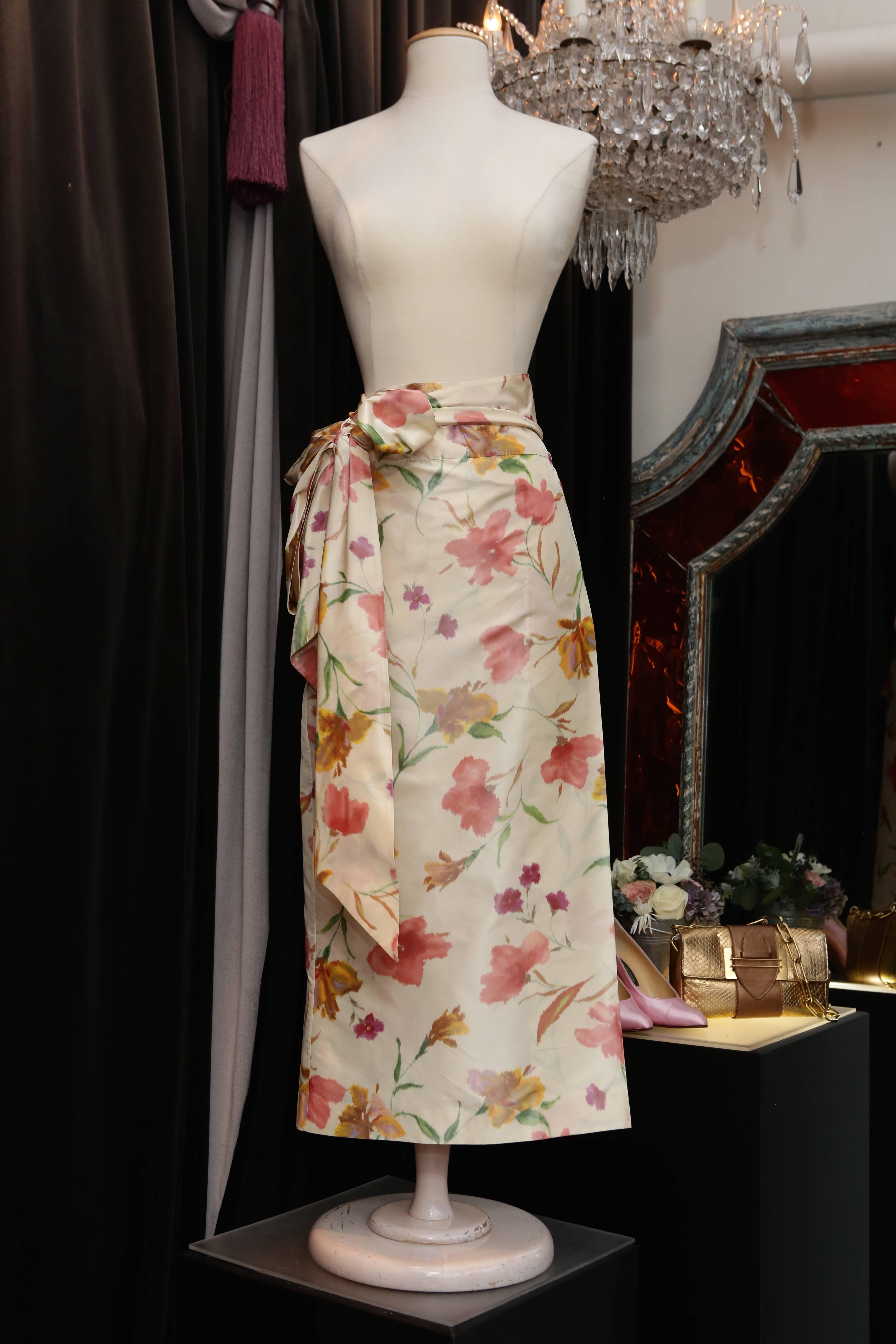 2008 Christian Dior Dress Ensemble in Floral Print In Excellent Condition For Sale In Paris, FR