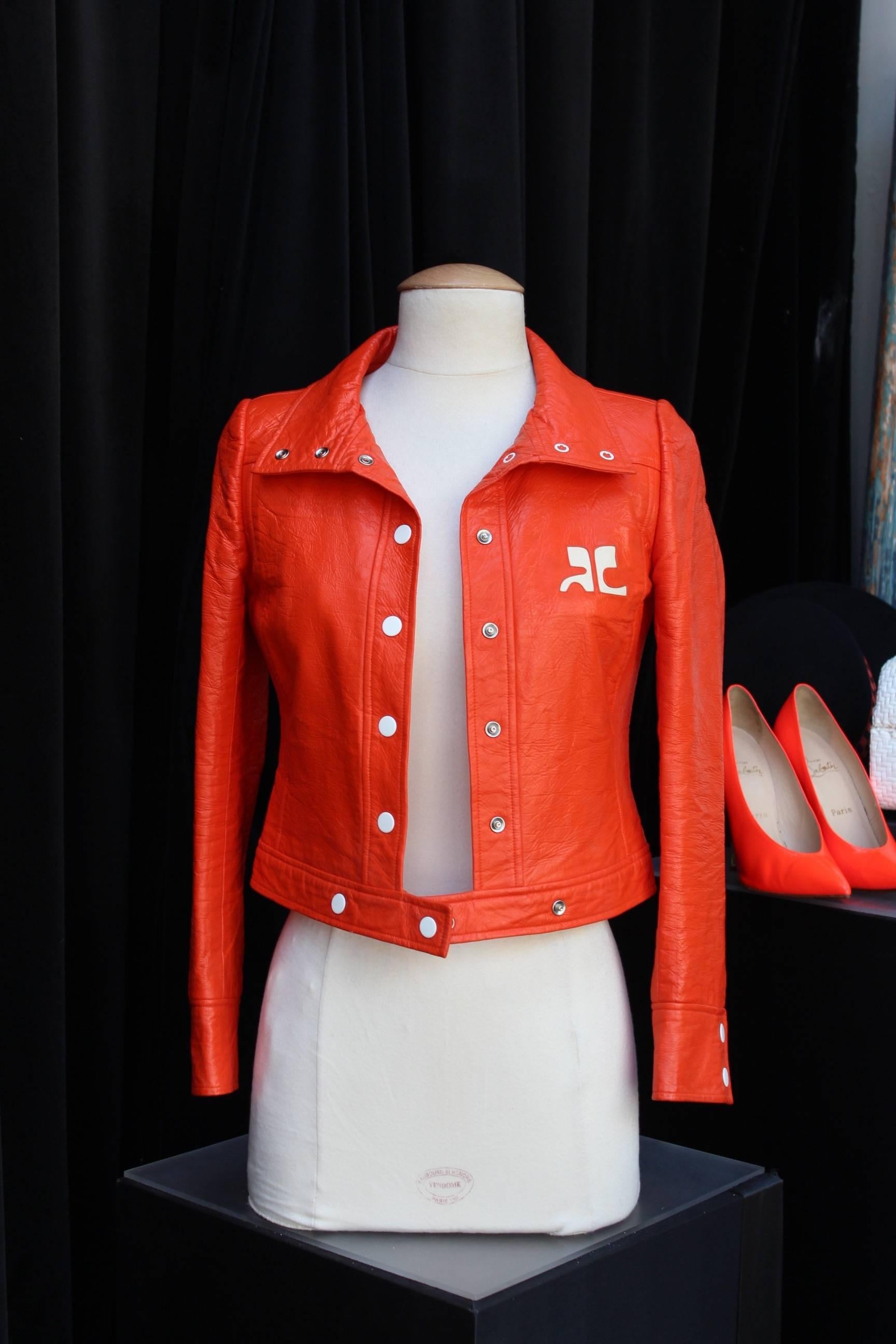 Women's 1970s, Courrèges iconic orange jacket