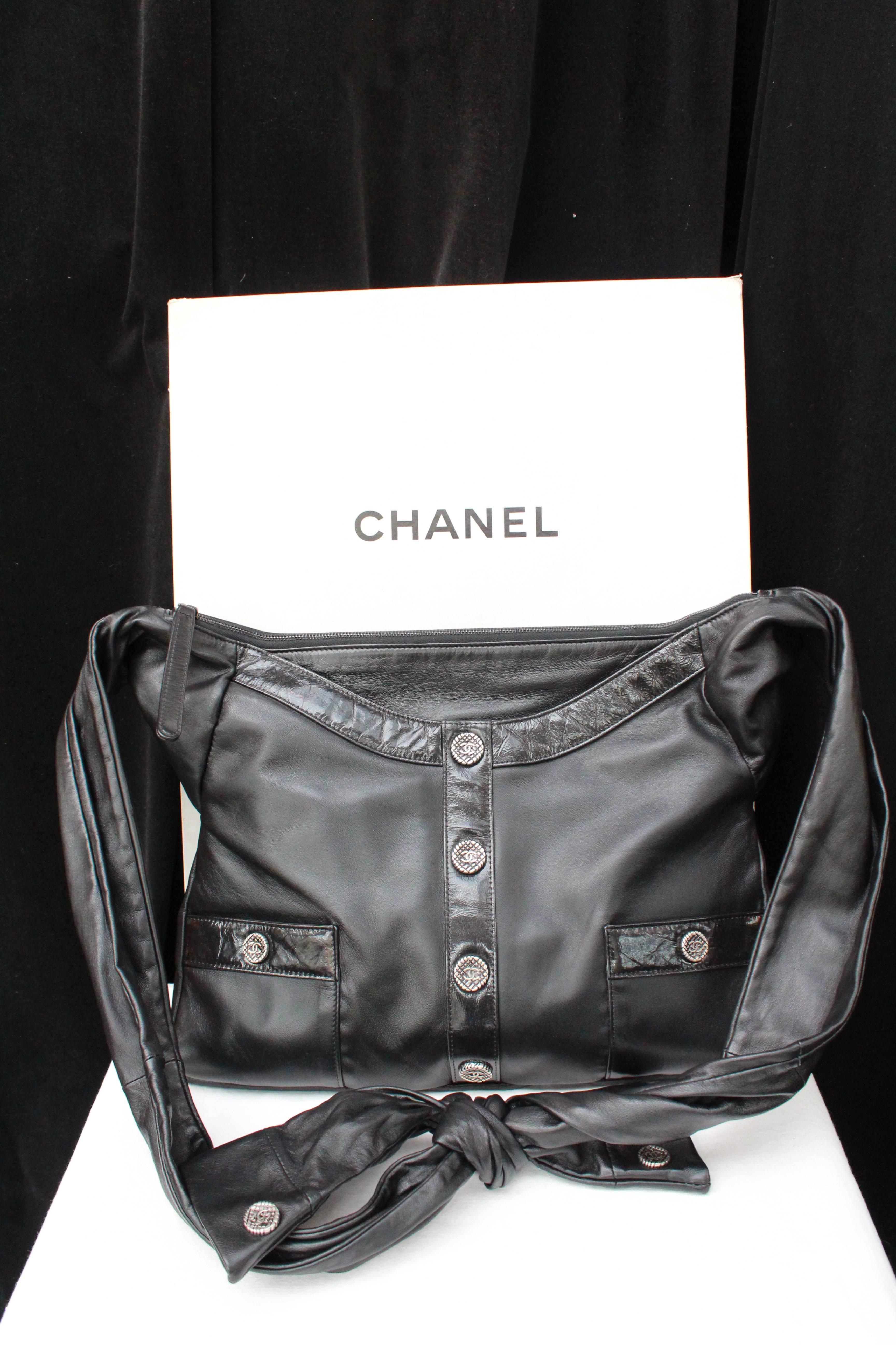 Chanel “Girl” black lambskin bag, Circa 2015 In Excellent Condition For Sale In Paris, FR
