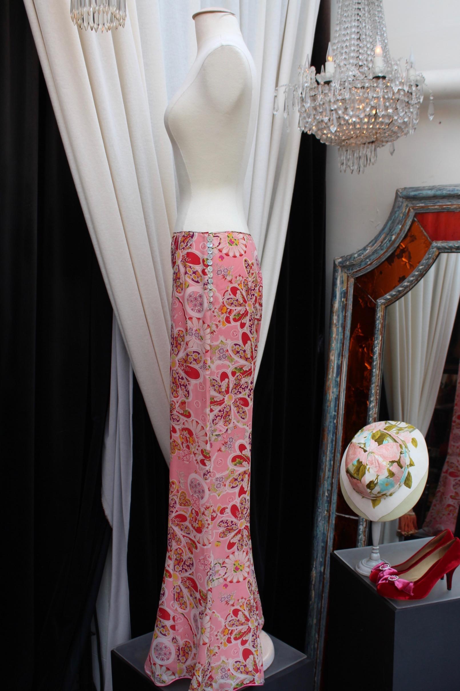 John Galliano gorgeous trench coat and pants set in pink silk with floral print For Sale 3