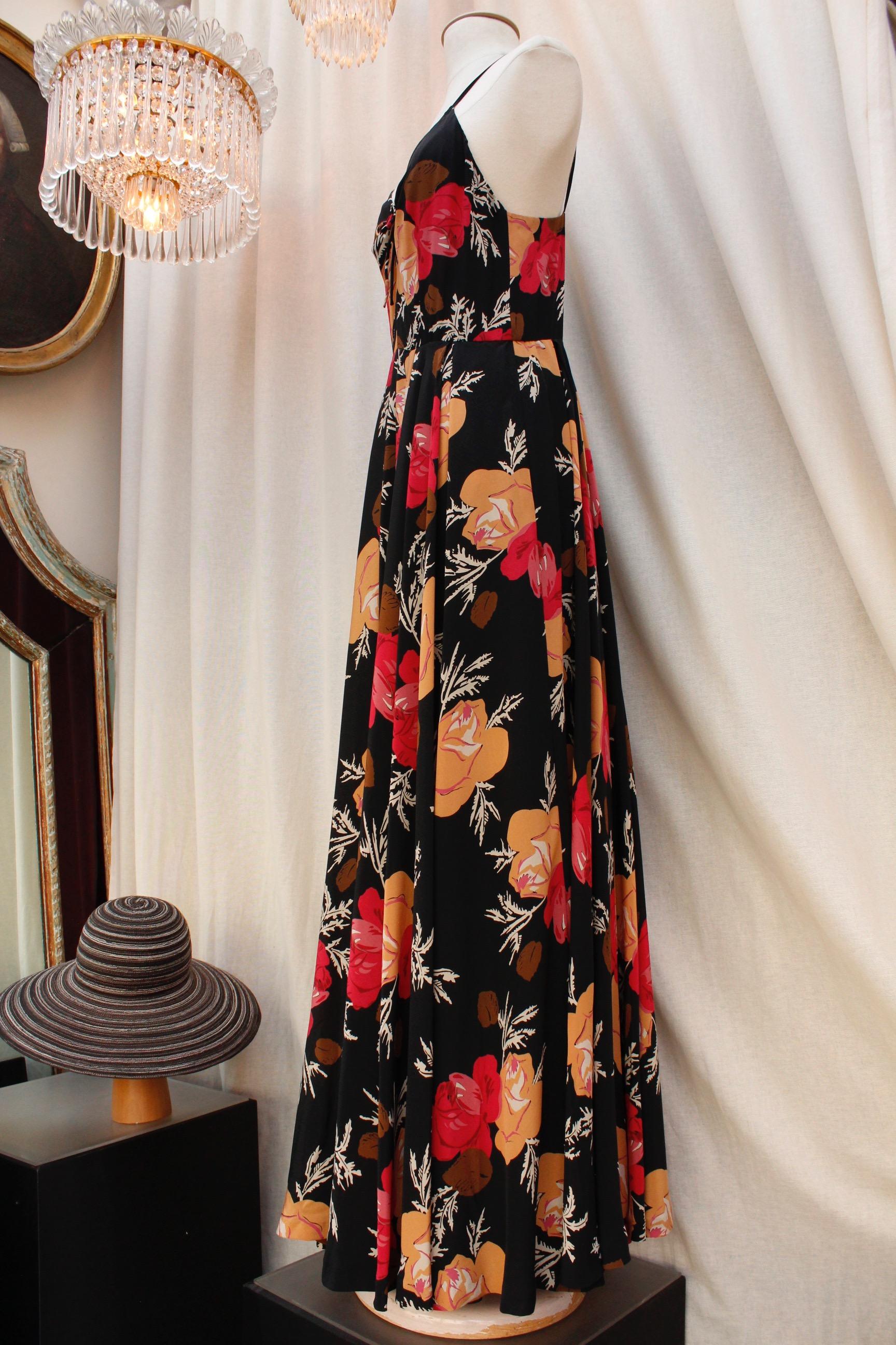 Nina Ricci lovely long dress with a summer jacket made of floral silk For Sale 1
