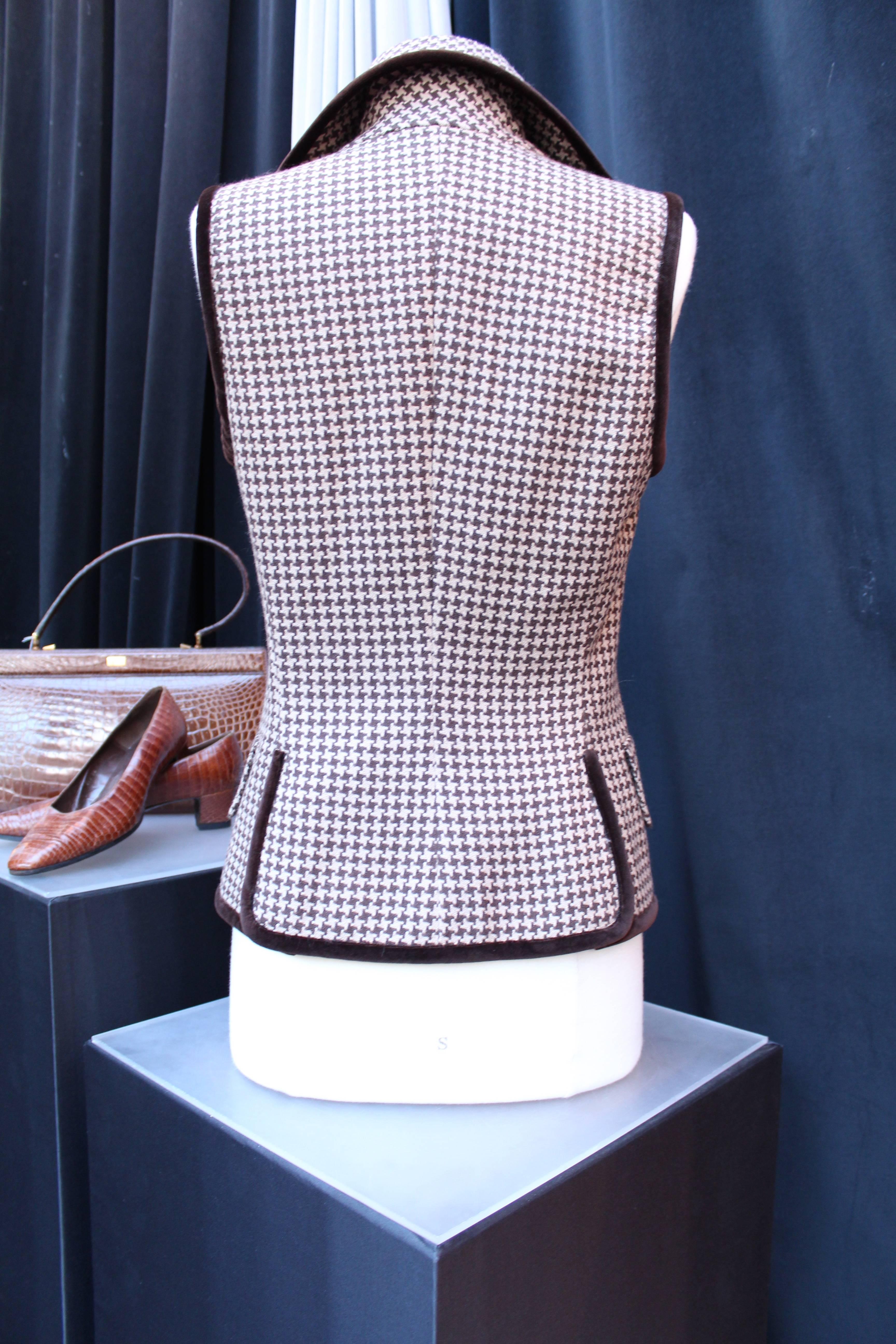 Fall 2004 Jean-Louis Scherrer Houndstooth Dress and Jacket Ensemble For Sale 4