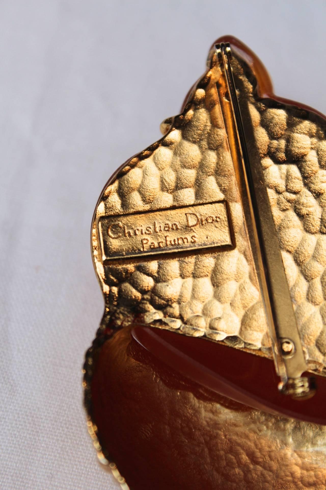 1987 Christian Dior Rare Shell Brooch by Robert Goossens 2
