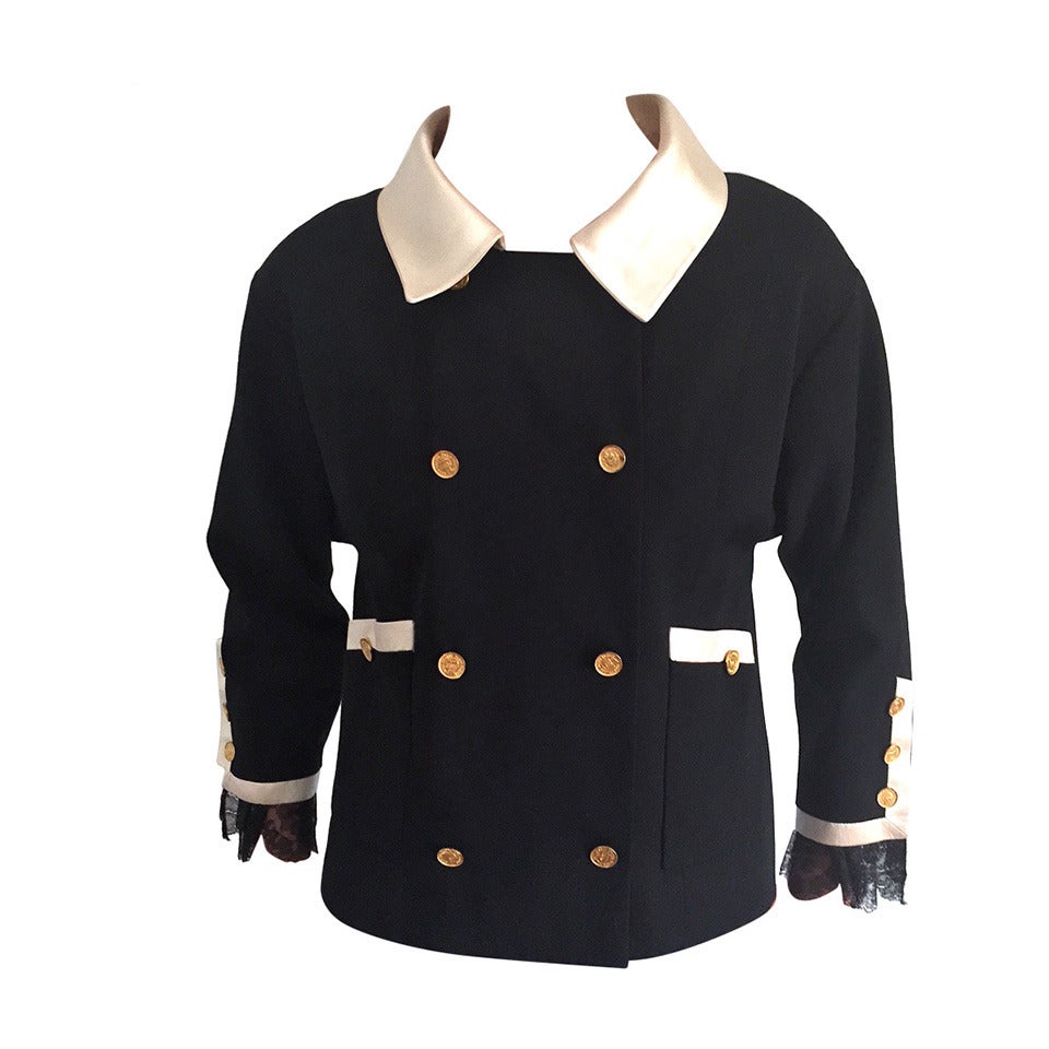 Chanel Important Black Wool Jacket with Lace Trimmed Sleeves For Sale