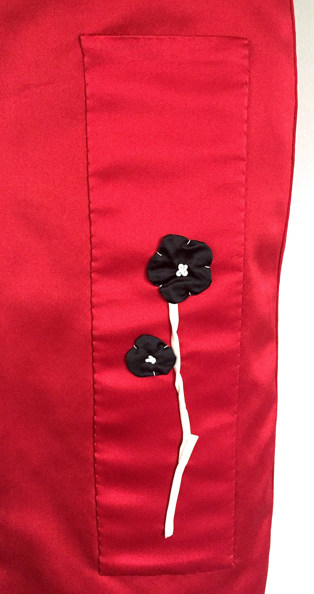 Prada Red Satin Runway Skirt with Flower Applique, IT 40 For Sale 1