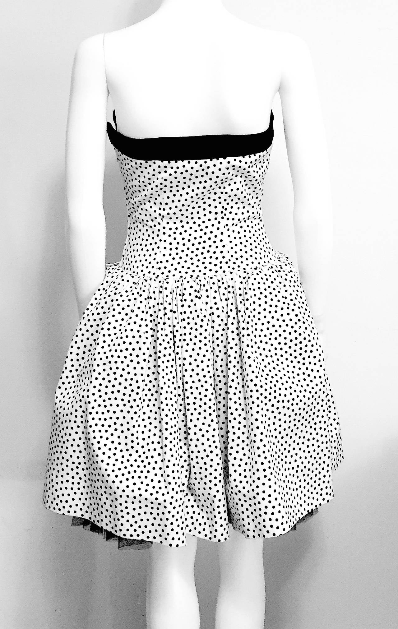 Lanvin Cocktail Dress With Zig Zag Neckline & Polka Dots, IT 36 For Sale 1