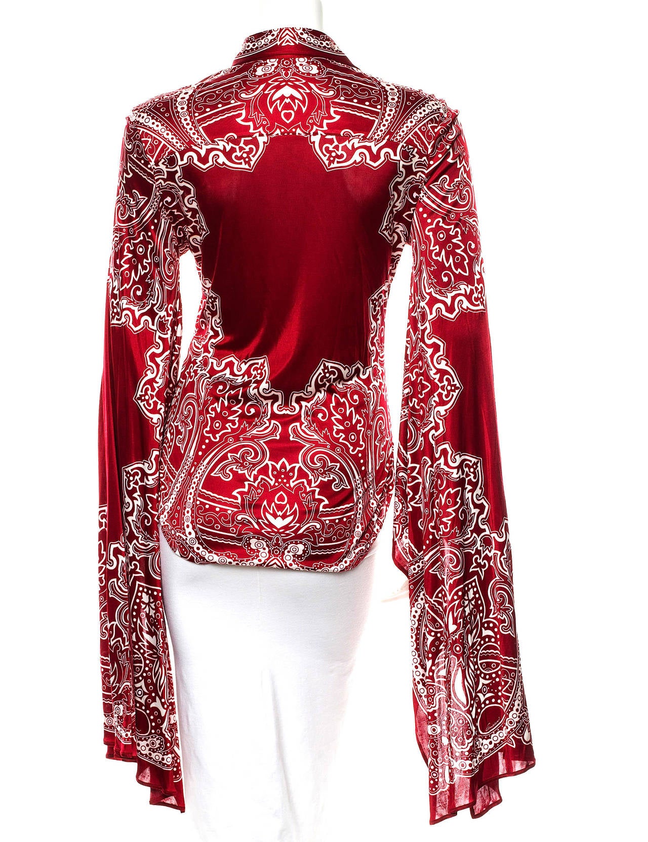 Gucci Vintage Red Print Blouse, IT 40 In Excellent Condition For Sale In Bethesda, MD