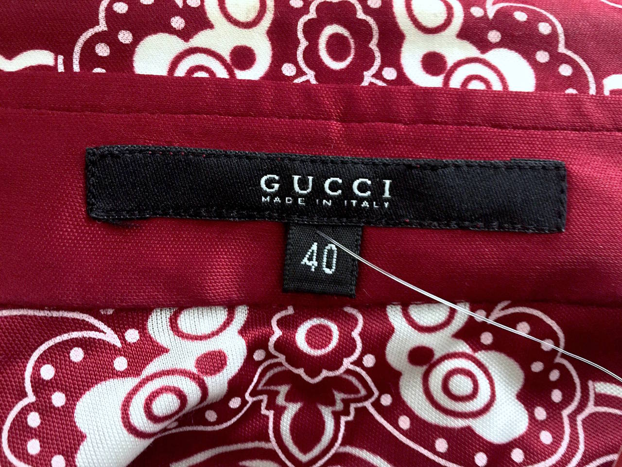 Gucci Vintage Red Print Blouse, IT 40 For Sale 1