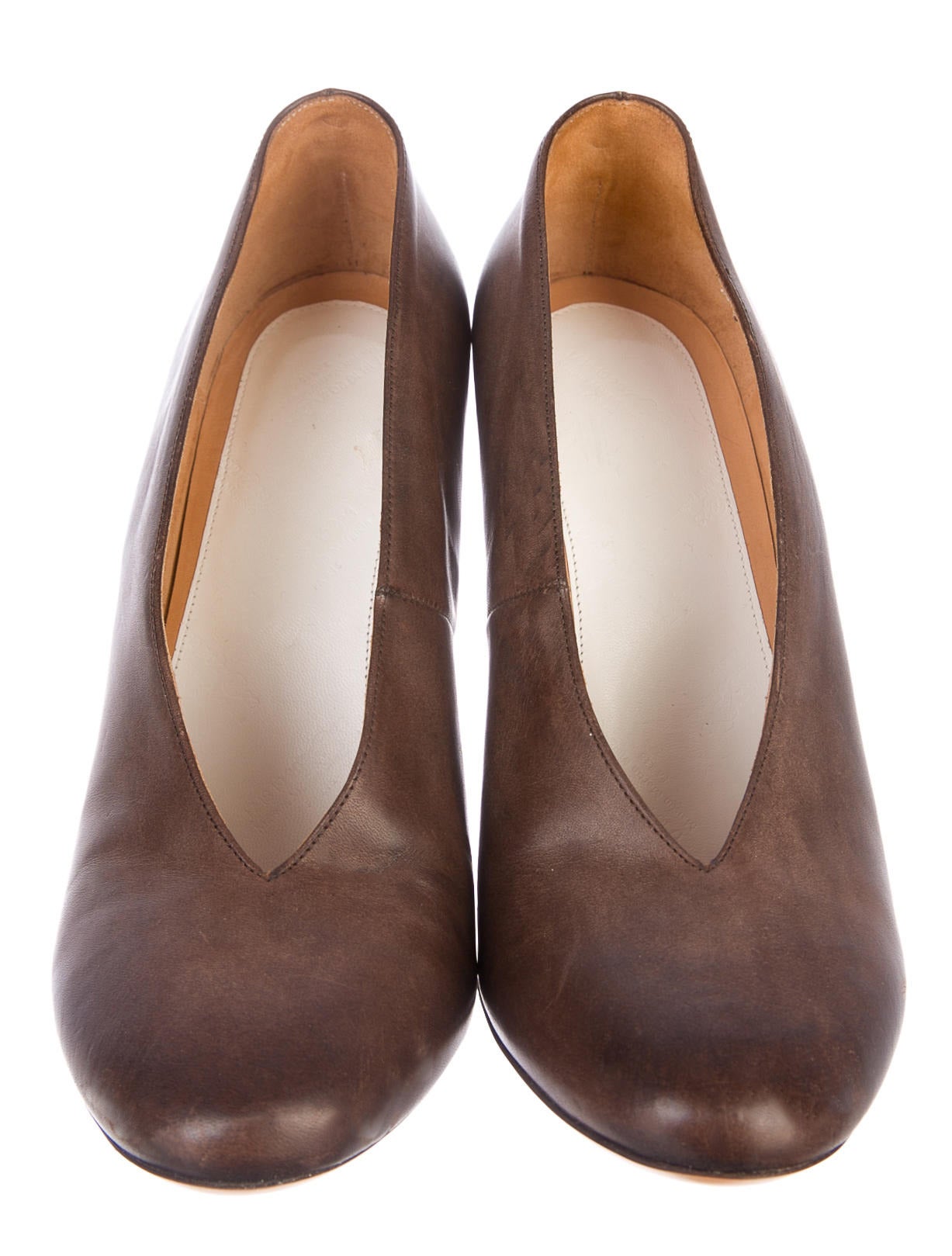 Maison Martin Margiela Brown Leather Pumps, IT 40 In Excellent Condition For Sale In Bethesda, MD