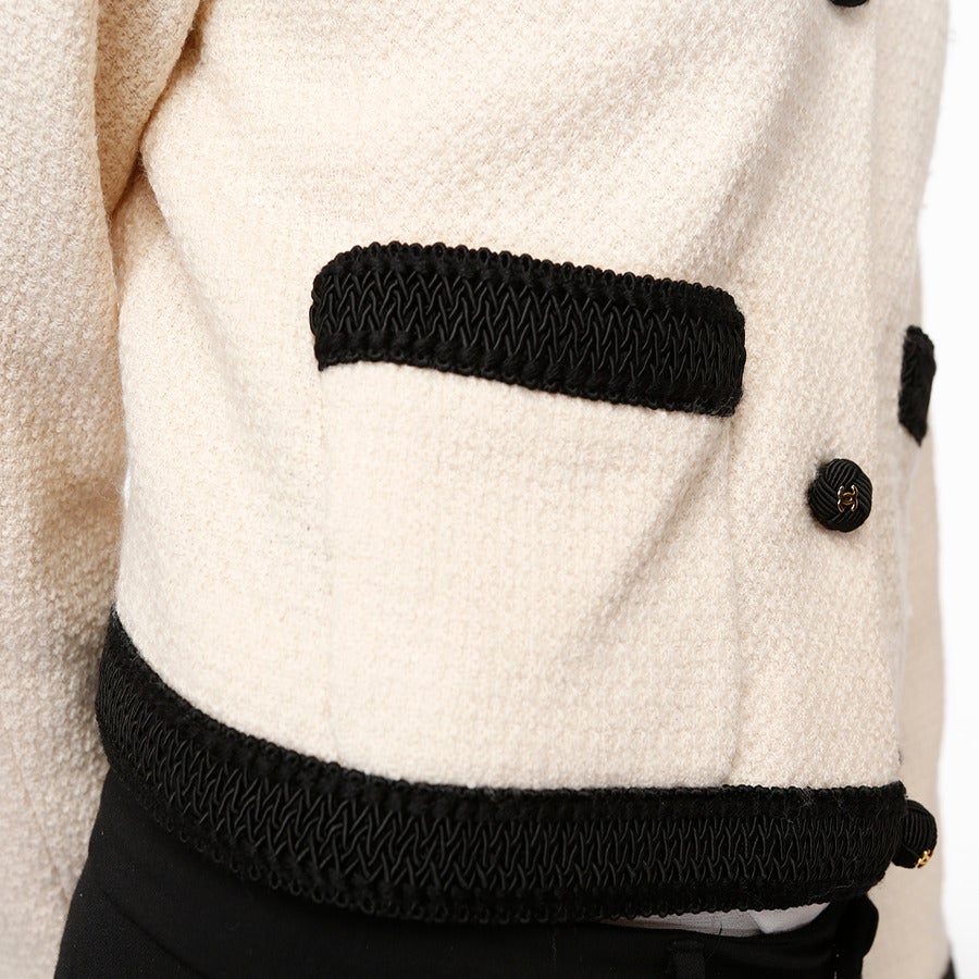 Chanel Ivory Tweed Jacket with Black Trim 4