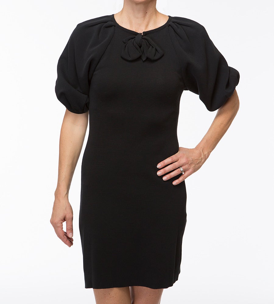 Giambattista Valli Black Knit Dress with Bow In Excellent Condition For Sale In Toronto, Ontario