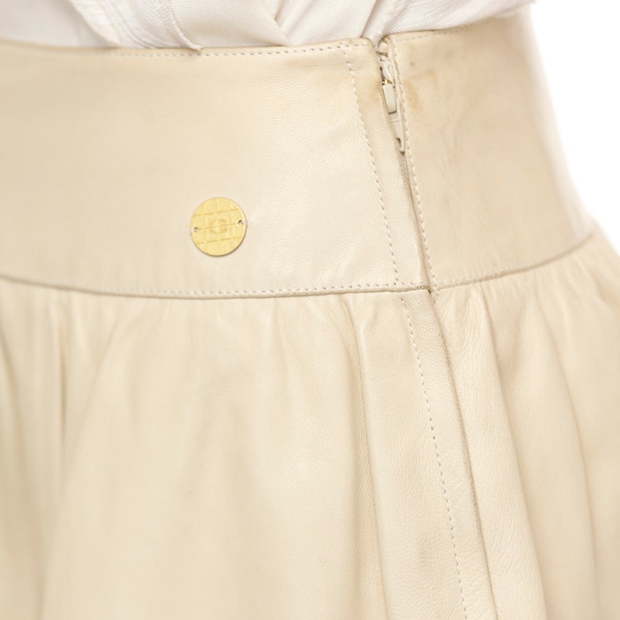 Women's Chanel Ivory Leather Skirt For Sale