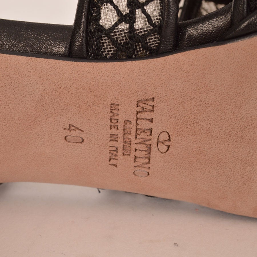 Valentino Black Dangerose Mesh Rosette Sandal For Sale 4
