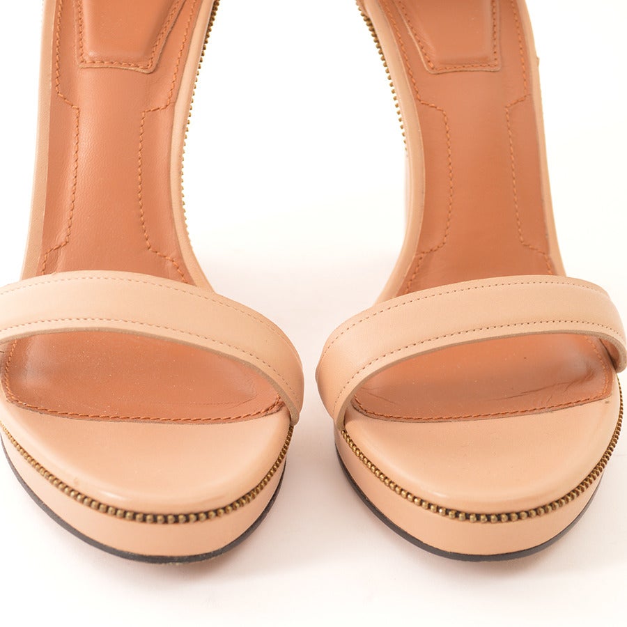 Givenchy Beige Zipper Trim Wedge Sandal For Sale 2