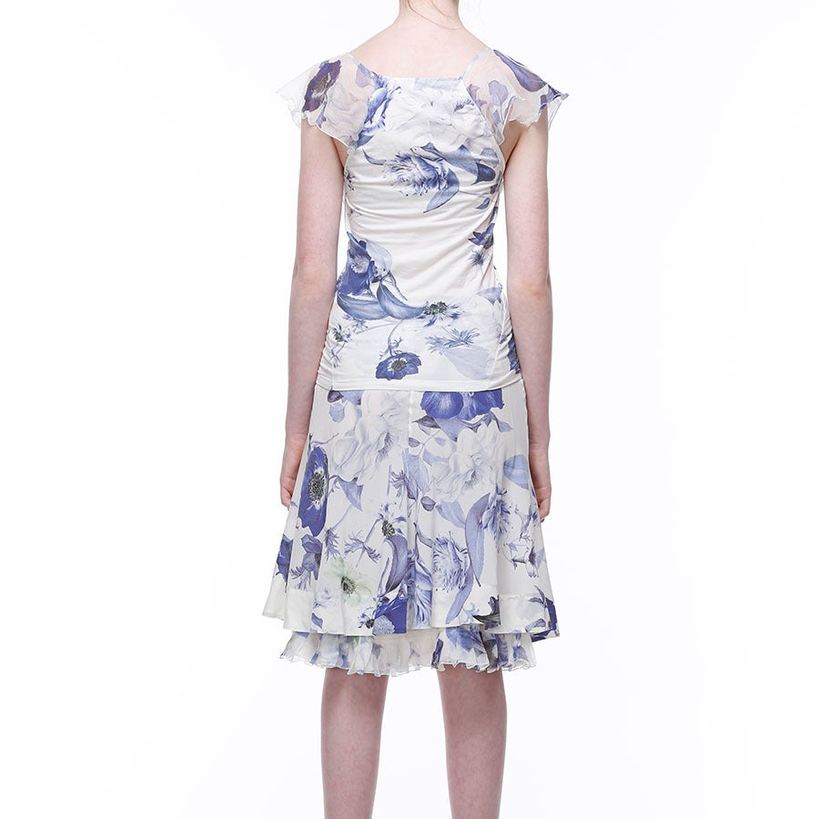 Roberto Cavalli Floral Silk Skirt & Top In Excellent Condition For Sale In Toronto, Ontario