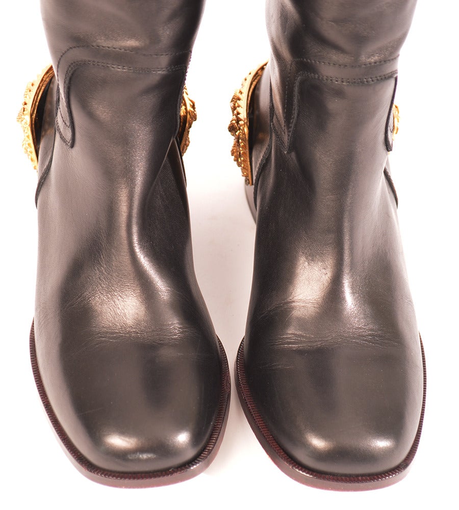 chanel.riding boots