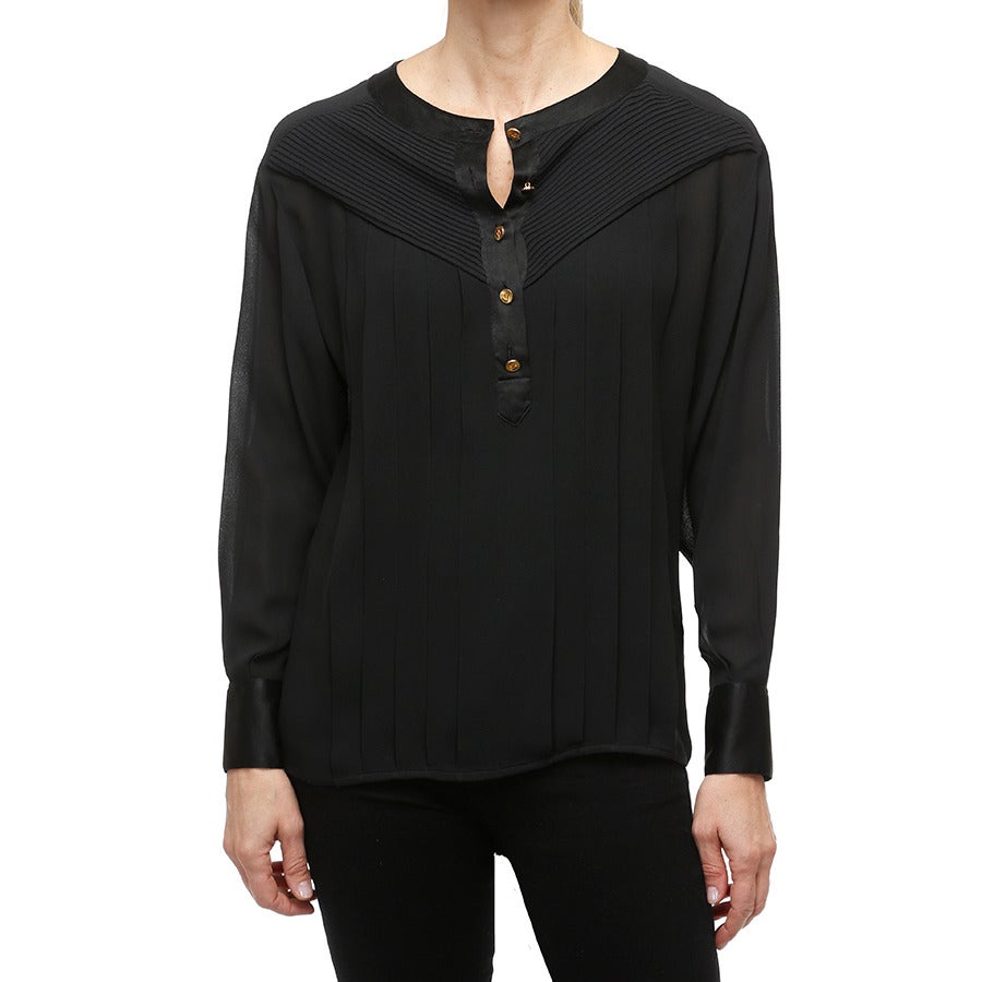 Chanel Black Collarless Silk Crepe Blouse In Excellent Condition For Sale In Toronto, Ontario