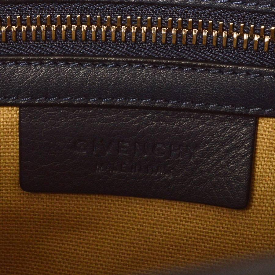 Givenchy NEW Small Navy Pandora Pure Bag For Sale 7