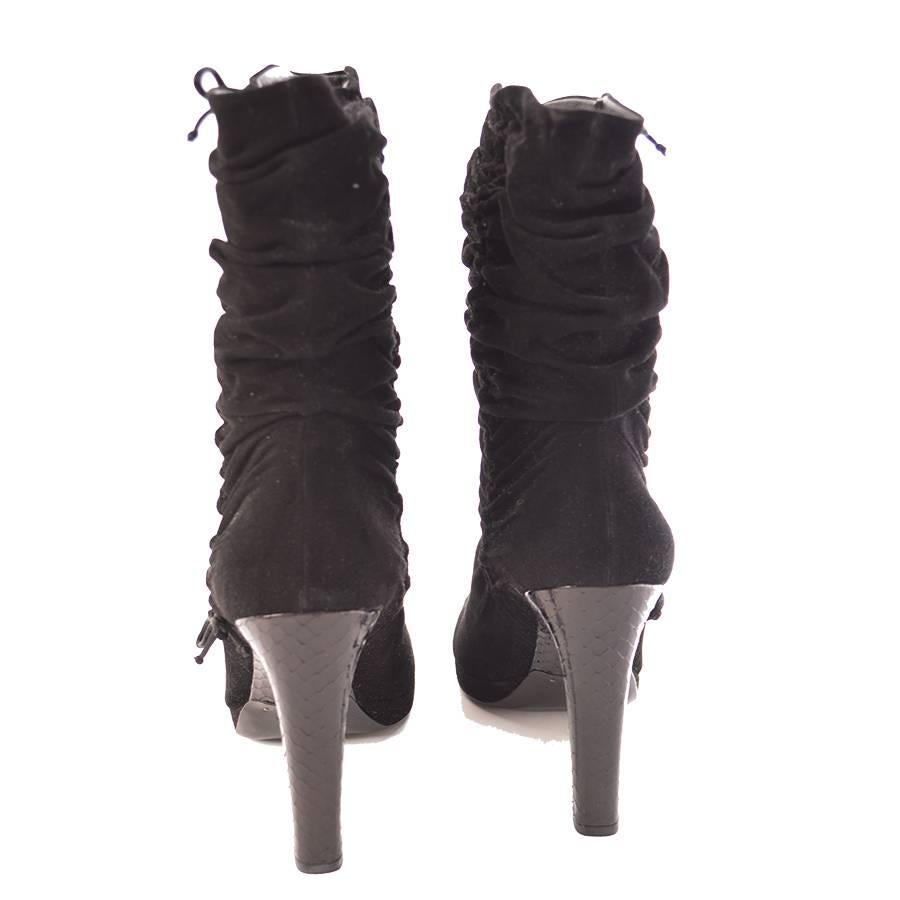 Gucci Black Suede Mid Calf Boots For Sale 1