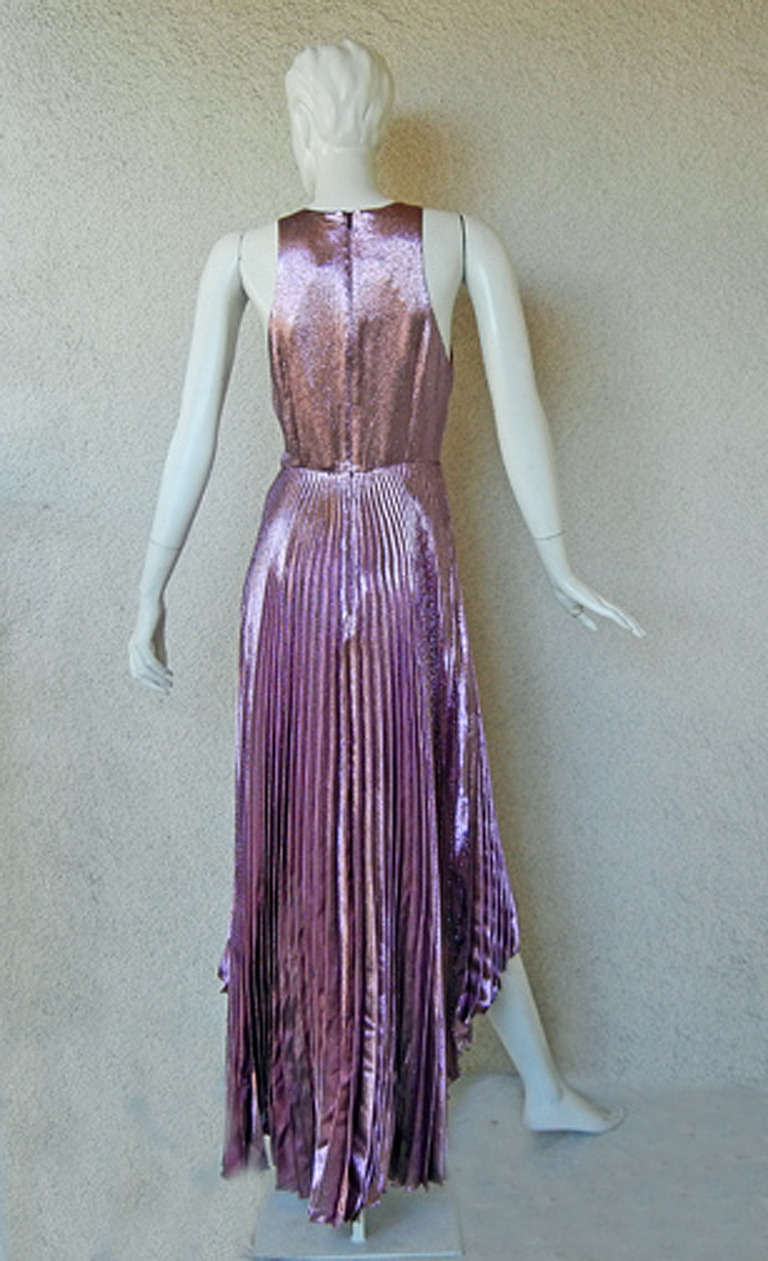 ¡Christopher Kane Vestido de noche con pliegues de concertina de seda Nuevo! en Nuevo estado para la venta en Los Angeles, CA