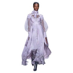 L'abito da sera più ambito della passerella Zimmerman è in seta elaborata  Nuovo