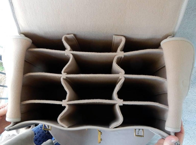 leather shoe carrier