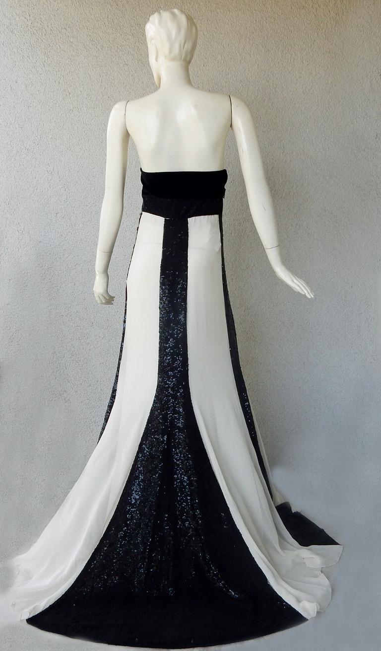 Valentino Red Carpet Runway Black and White Beaded Dress Gown at