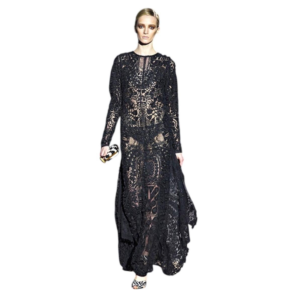 Tom Ford Magnificent Black Lace Cathedral Met Dress Gown    New For Sale