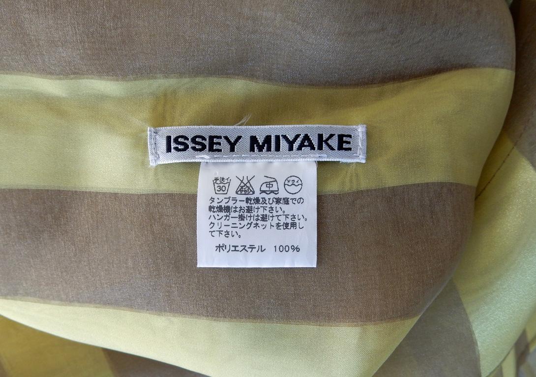 Women's Issey Miyake A/W 2009 Hi Fashion Origami Caftan & Dress Ensemble   New!