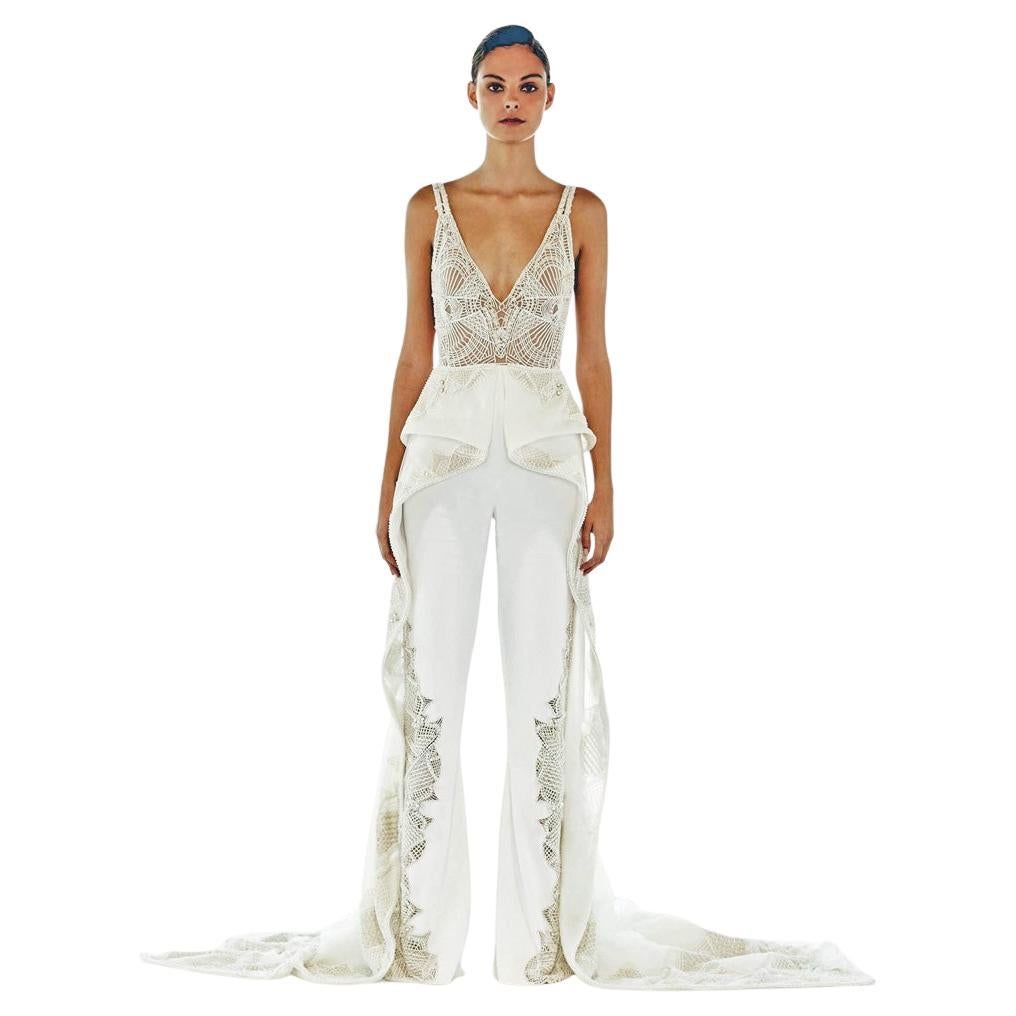 Jonathan Simkhai Rnwy $12K bestickter Jumpsuit mit dramatischer, abnehmbarer Schleppe
