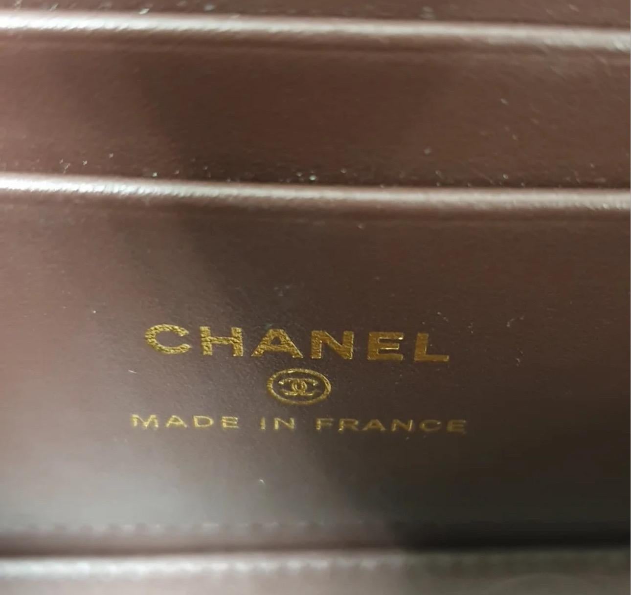 Chanel Kaviar kleine Kette Vanity Case im Angebot 4