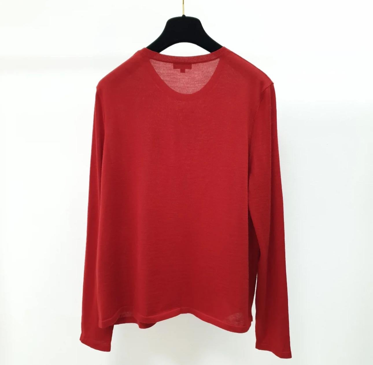 Rouge Pull en cachemire rouge de Chanel Sz.48 en vente