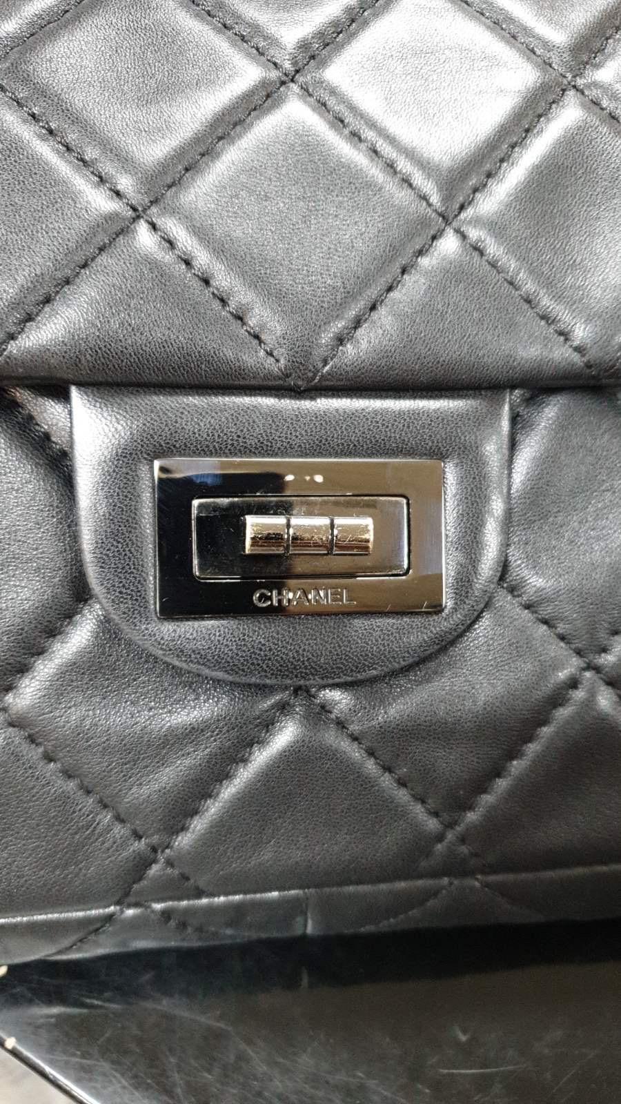Chanel 2.55 Jumbo Roll Reissue Clutch in vendita 8