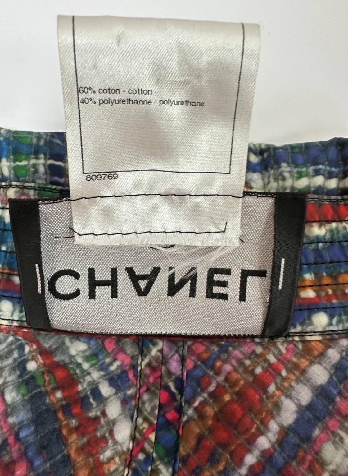Manteau de pluie multicolore en coton de Chanel en vente 13