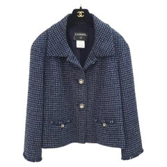 CHANEL Chaqueta de tweed con ribete trenzado azul marino/blanco Sz.44