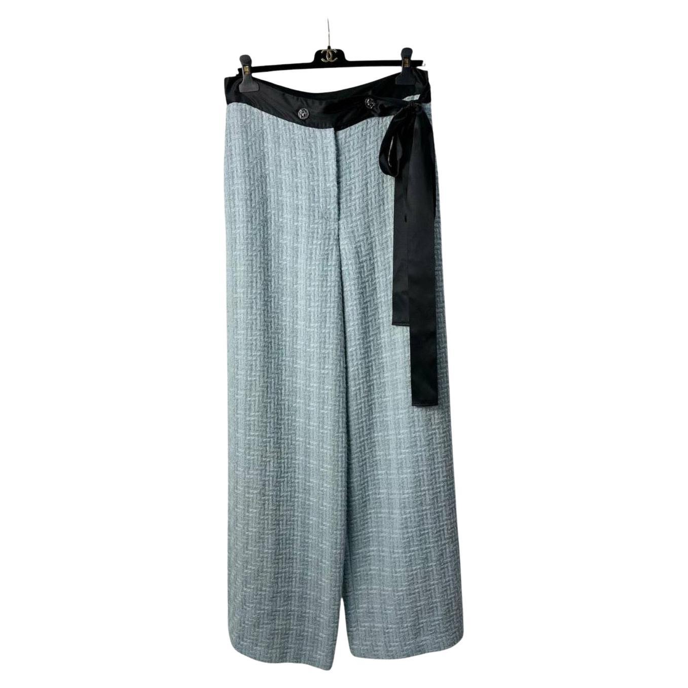 Chanel Jeans a gamba larga in lana grigia, pantaloni a zampa d'elefante Sz.42