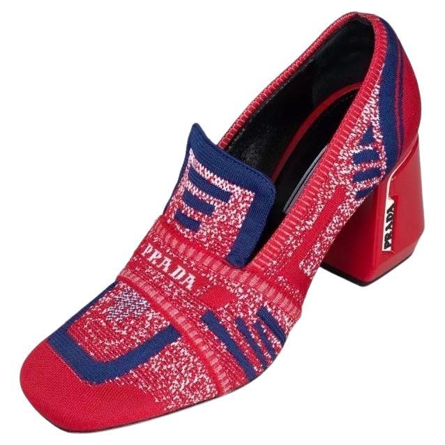 Prada Textured Fabric Square-Toe Heels - Size 40 For Sale