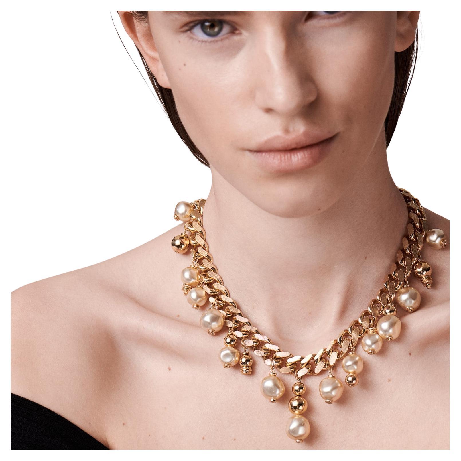 Christian Dior, collier vintage en perles asymétriques avec chaîne goutte à goutte, années 1980