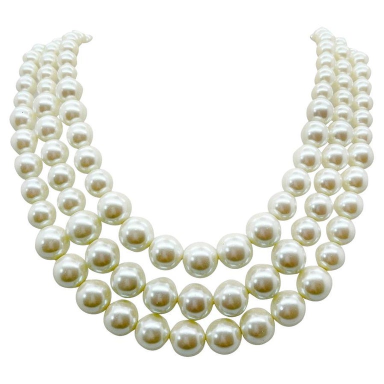 Vintage Triple Strand Pearl Necklace 1960s