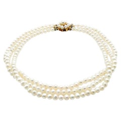 Collier ras-du-cou vintage à perles avec fermoir en forme de fleur, années 1990