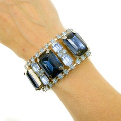 Bracciale vintage degli anni '50 con cristalli di zaffiro oversize placcato in rodio, Regno Unito