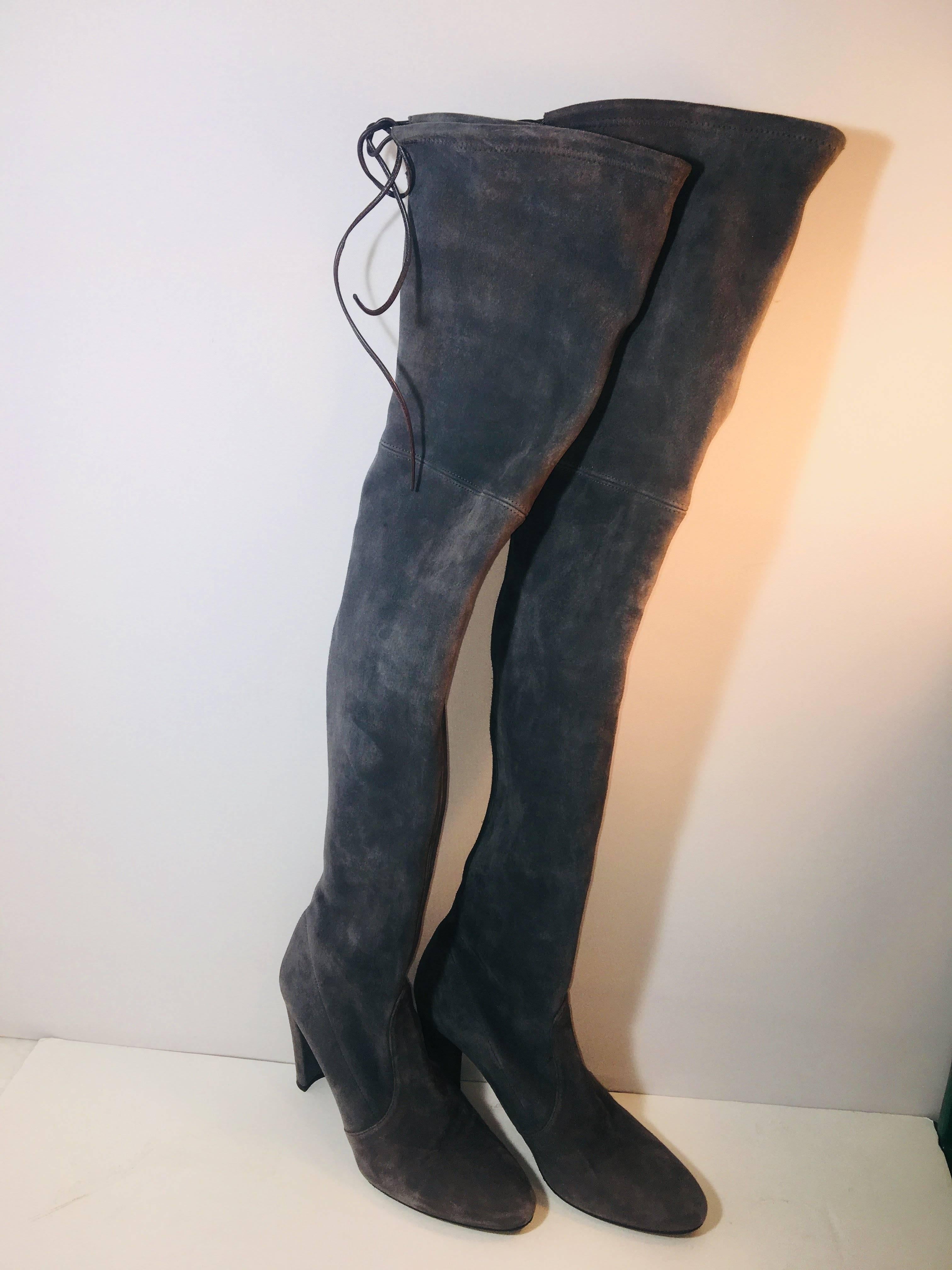 Stuart Weitzman Thigh-High Boots In Excellent Condition In Bridgehampton, NY