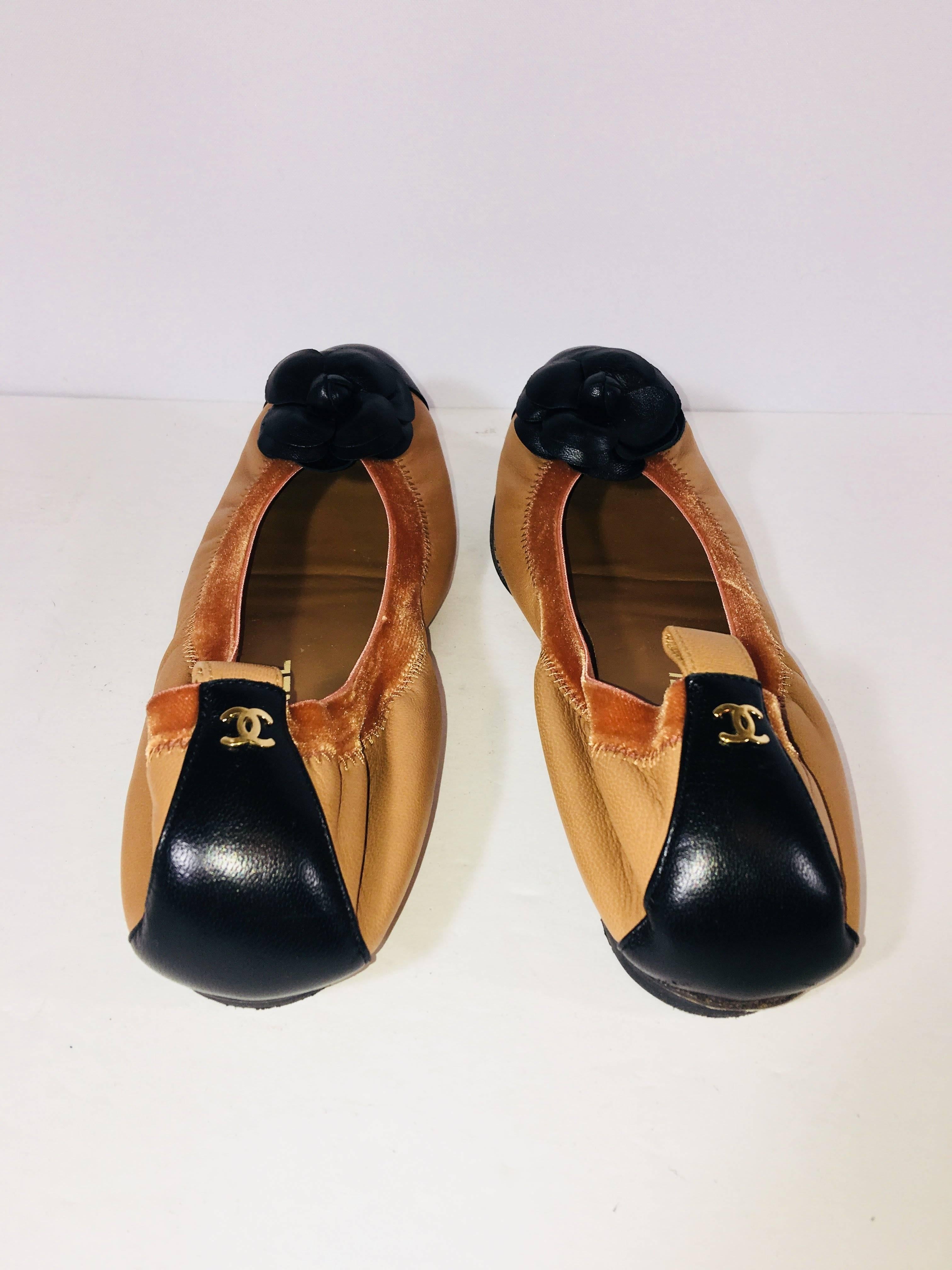 Chanel Flats with Rosette 1