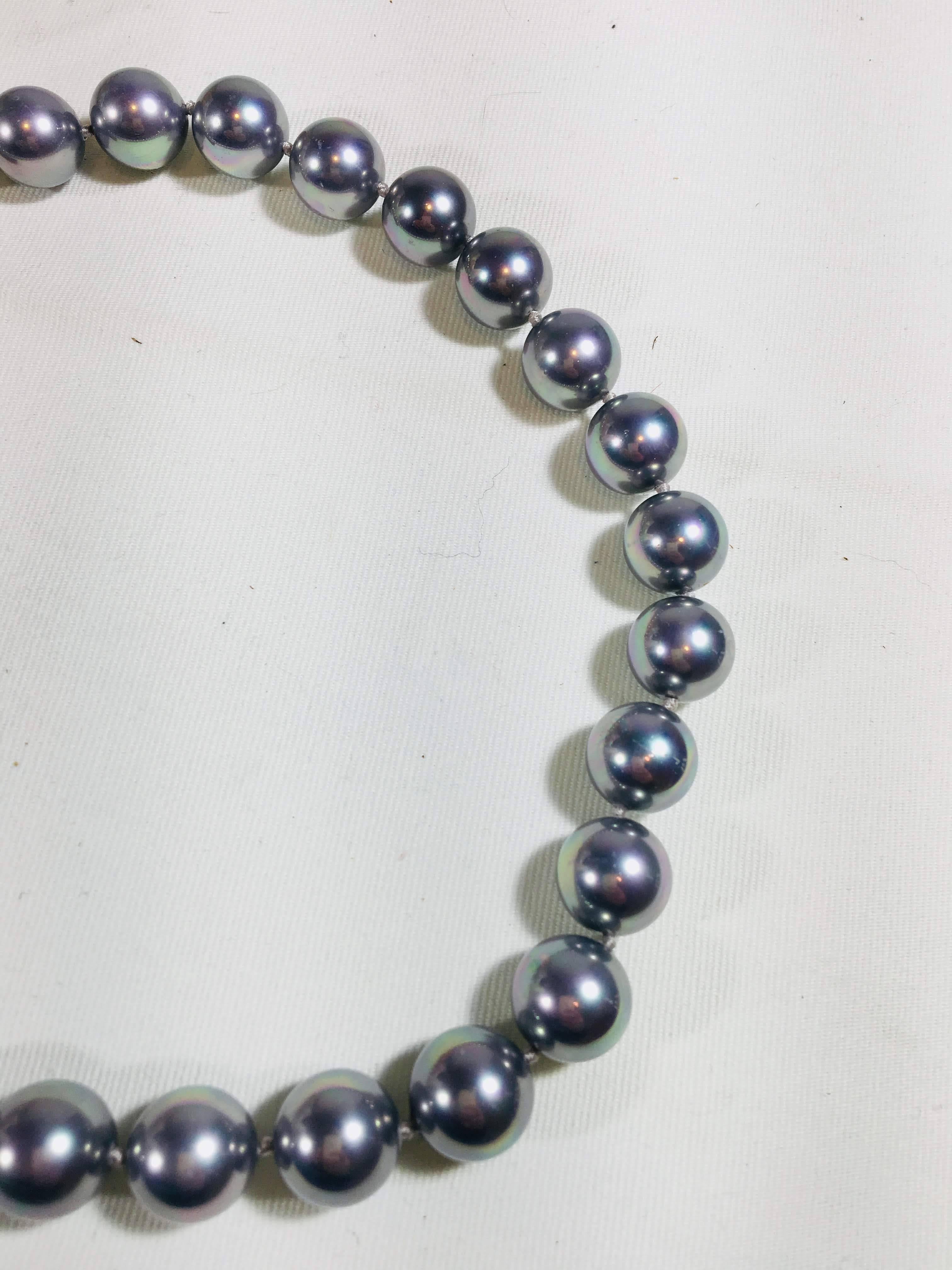 Women's or Men's Masami Pearl Necklace