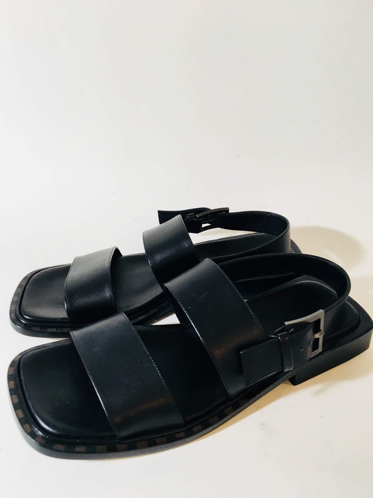 Mens Louis Vuitton Sandals For Sale at 1stdibs