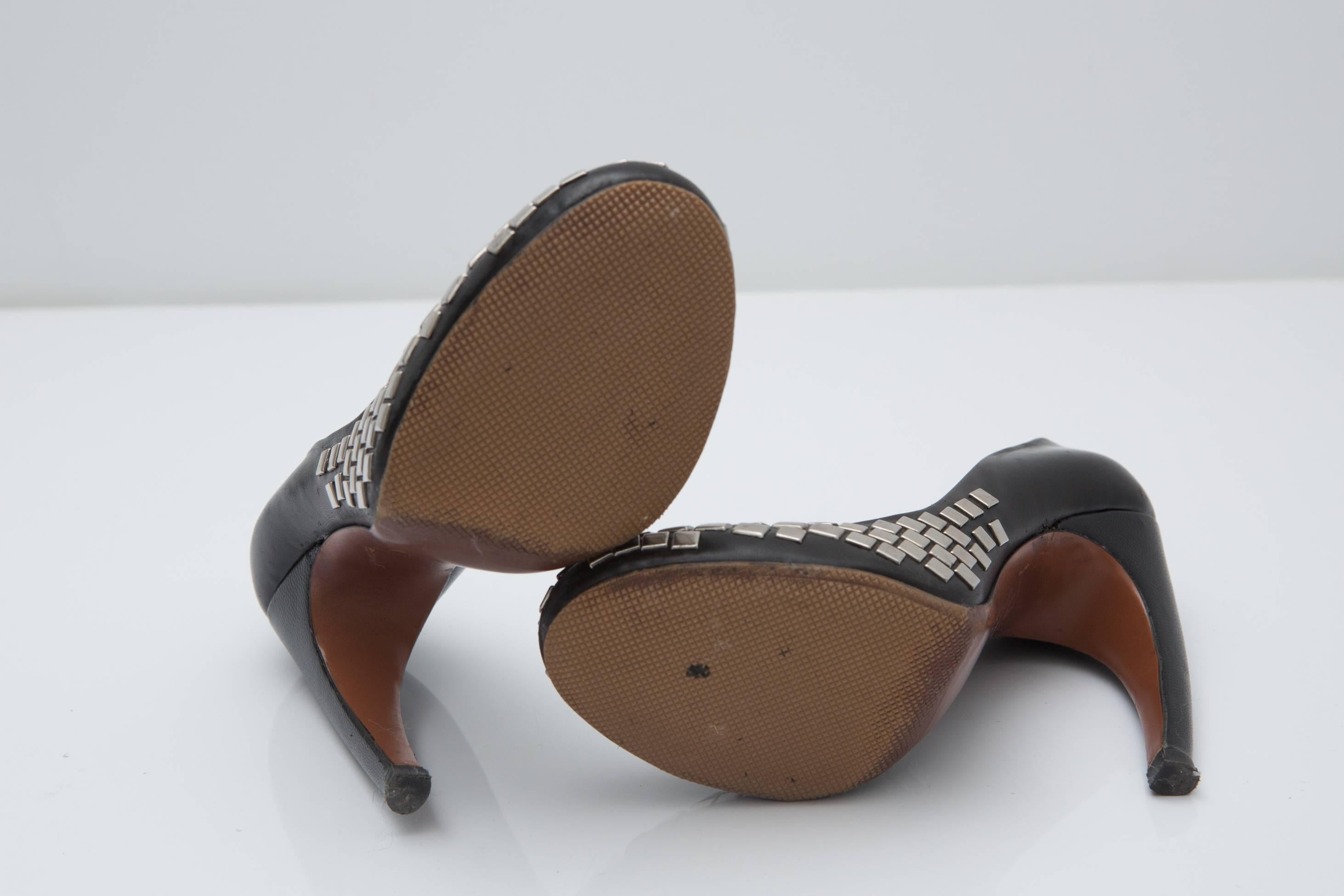 Alaia Black Heeled Pumps with Silver Stud Detail In New Condition In Bridgehampton, NY