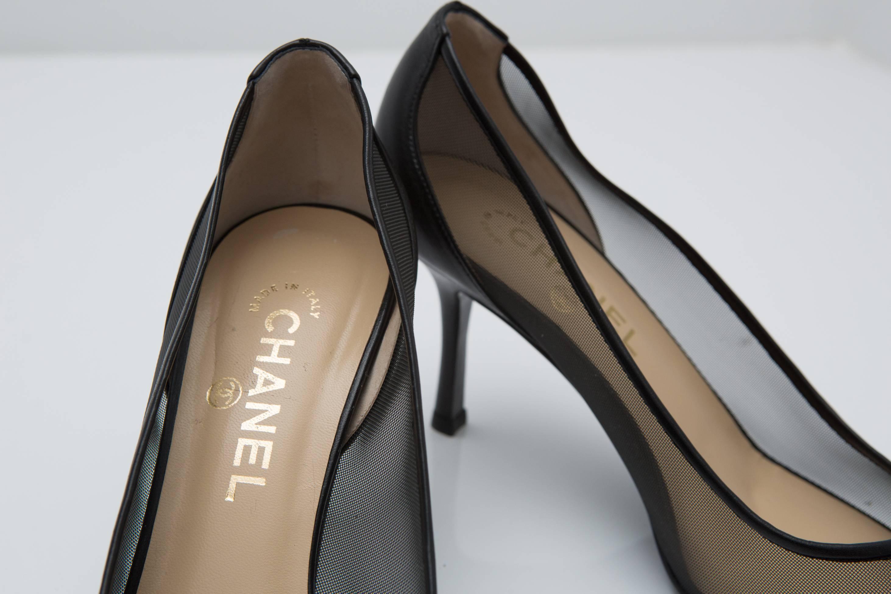 Women's Chanel Pointy Toe Leather and Mesh Black Kitten Heel Pumps